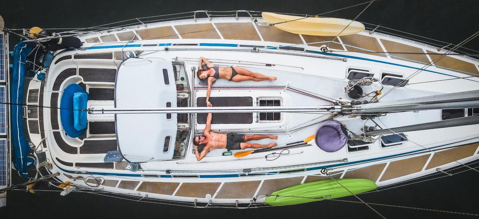 2 Nuits Insolites & 1 Excursion Voile A Bord Du Voilier Mori Ora Moorea Exterior photo